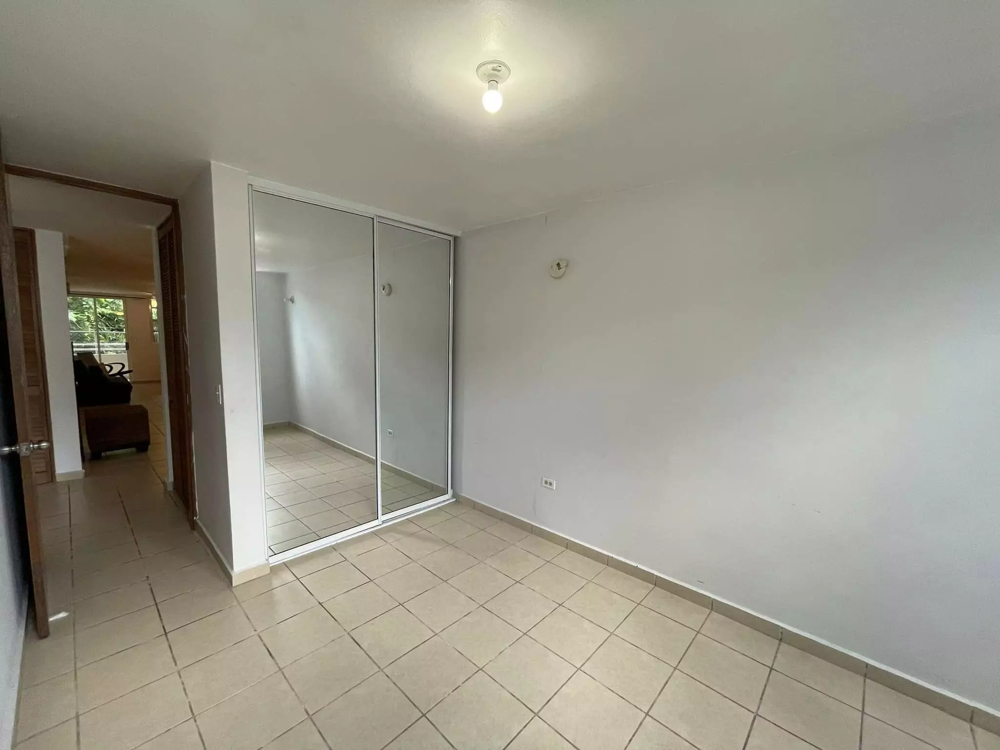 item-image-3-realtor-inventory