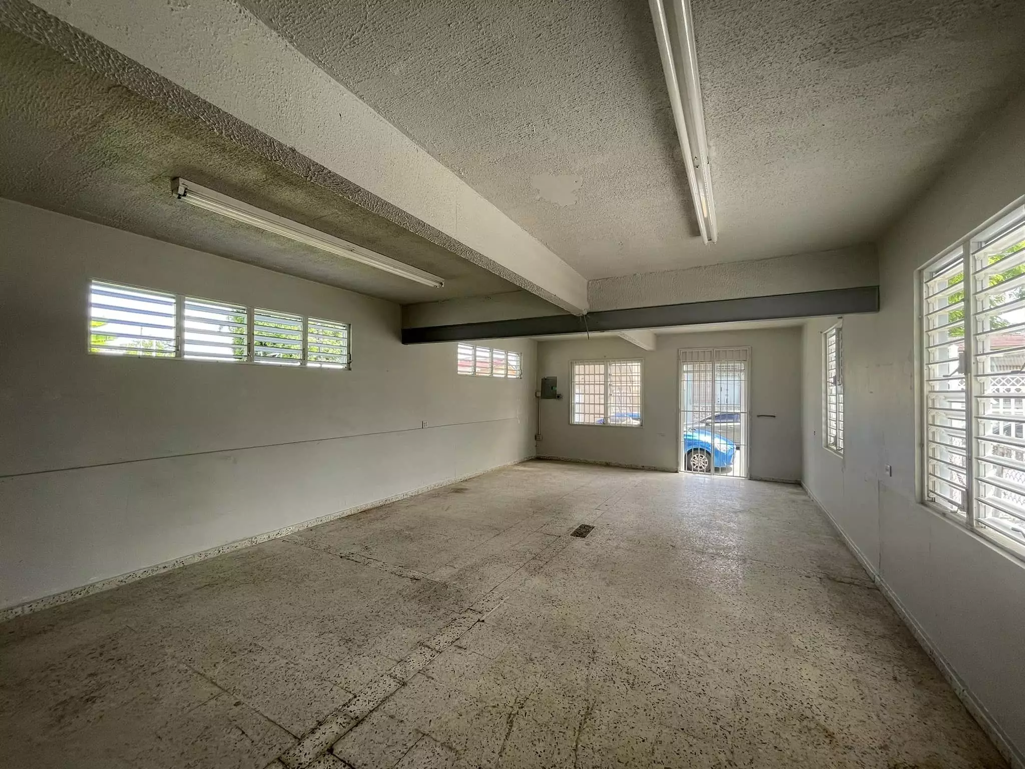 item-image-2-realtor-inventory